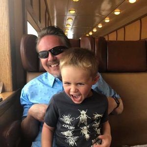 Meet your Posher, Tom